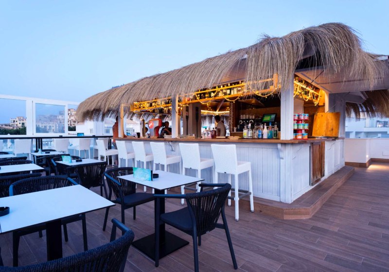 Ausstattung & Service