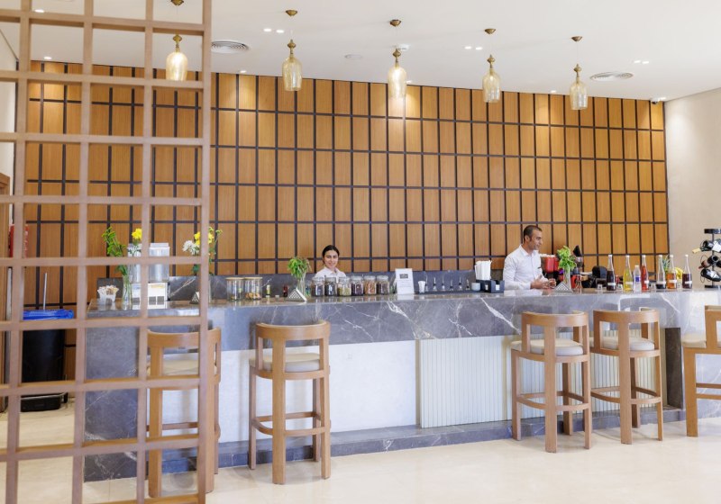 Ausstattung & Service