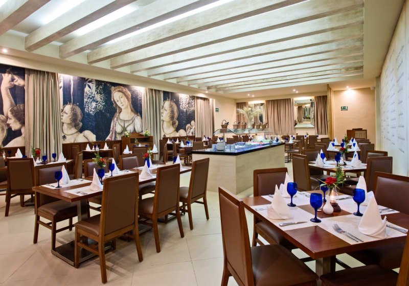 Ausstattung & Service