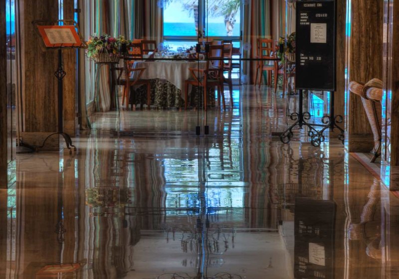 Ausstattung & Service