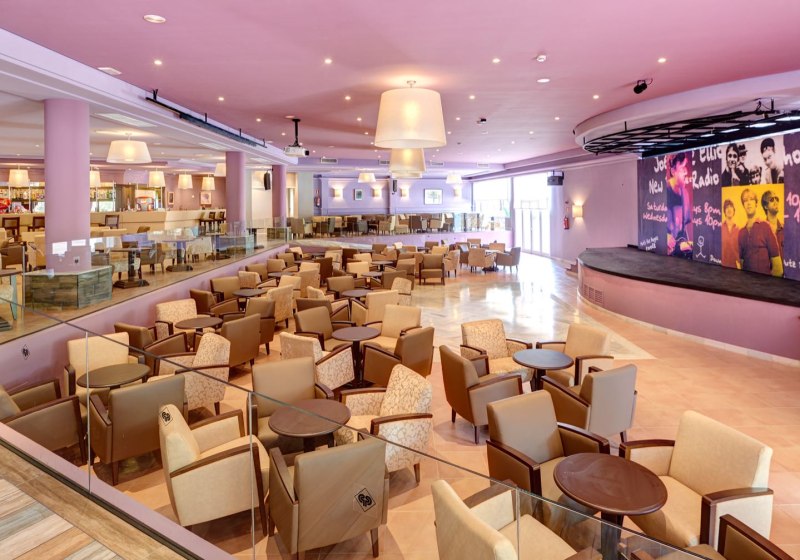 Ausstattung & Service