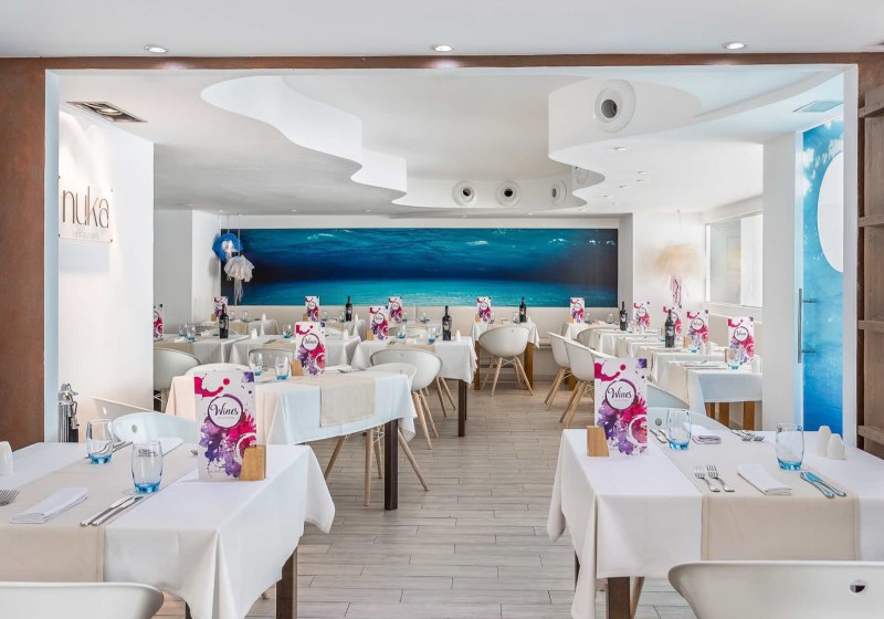 Ausstattung & Service