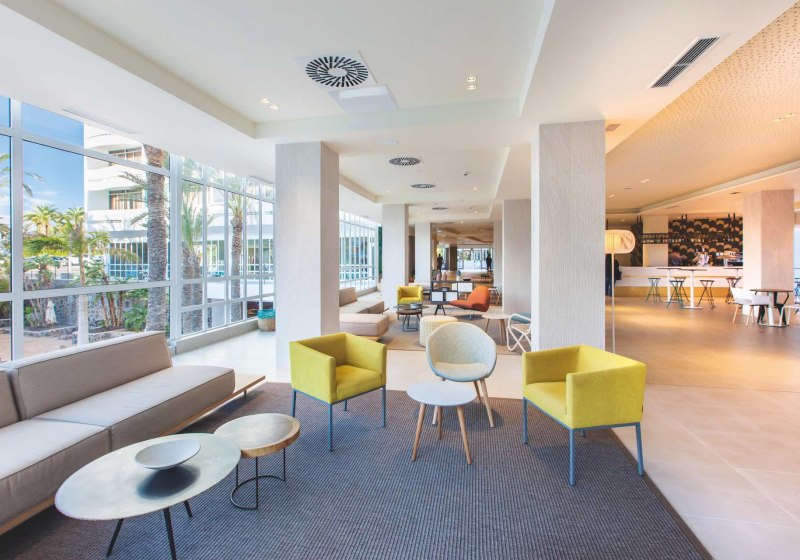 Ausstattung & Service