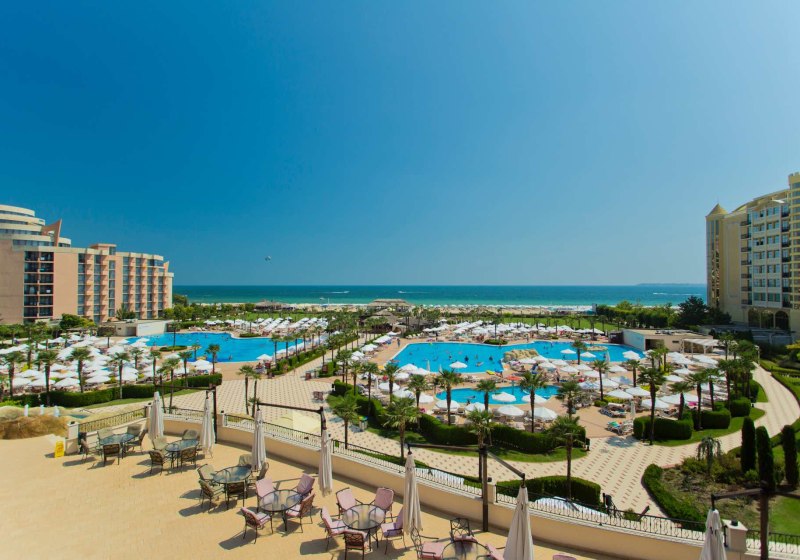 Ausstattung & Service