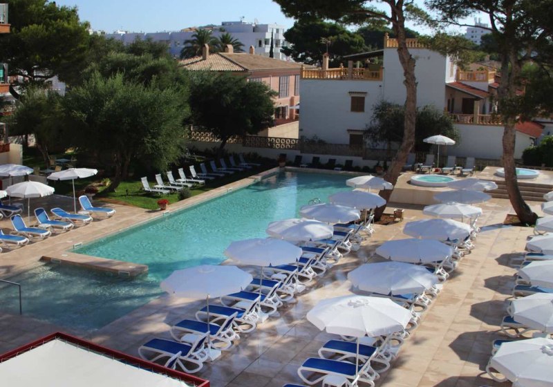 Ausstattung & Service