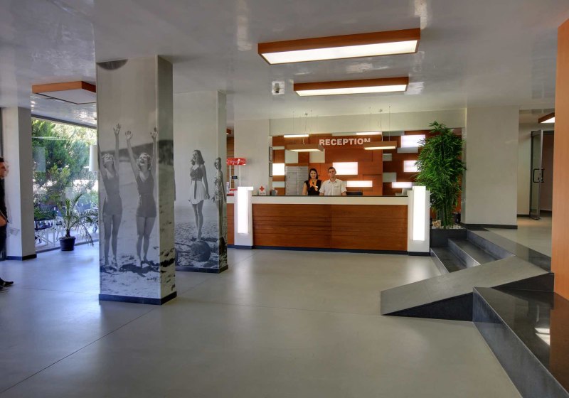 Ausstattung & Service