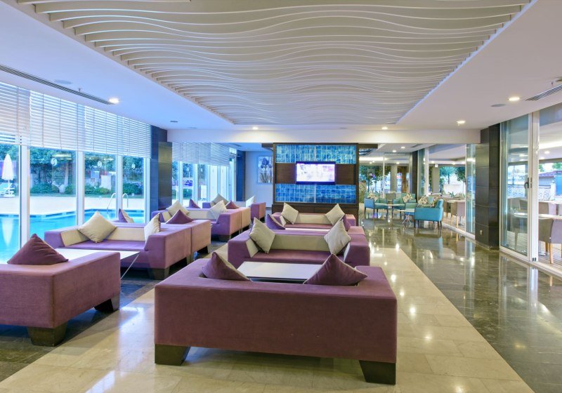 Ausstattung & Service