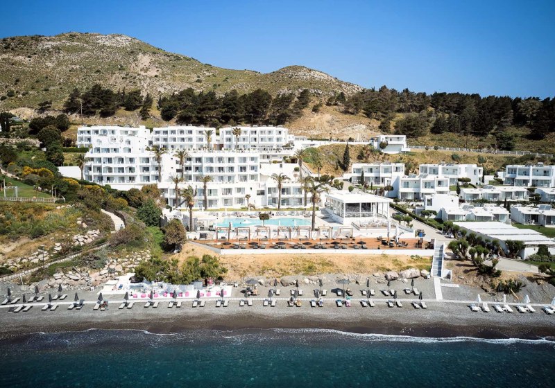 Dimitra Beach Hotel & Suites