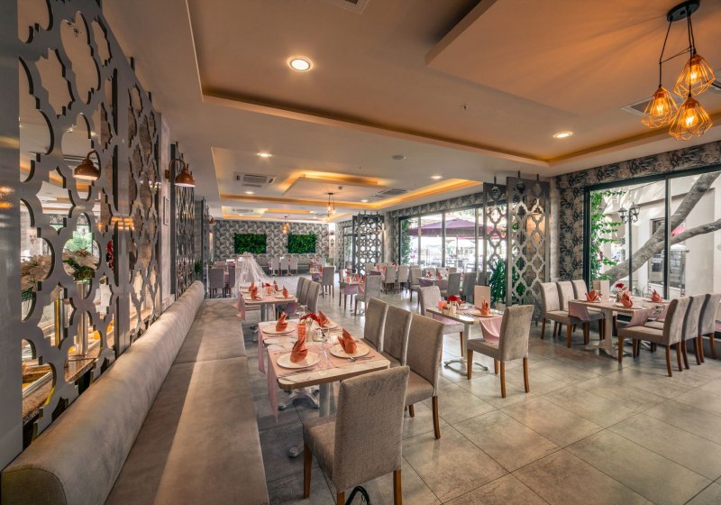 Ausstattung & Service