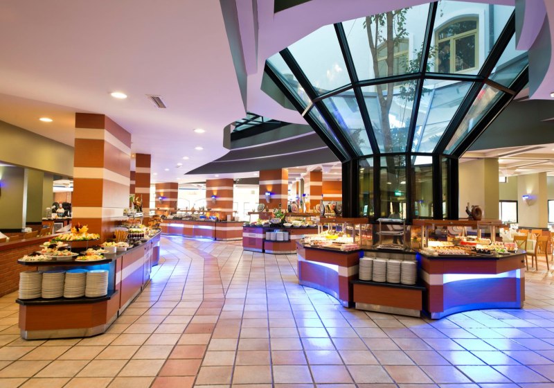 Ausstattung & Service