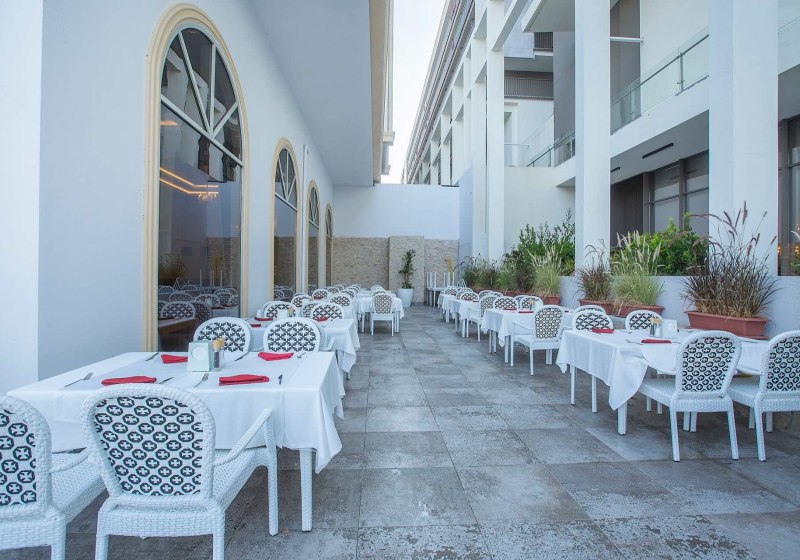 Ausstattung & Service