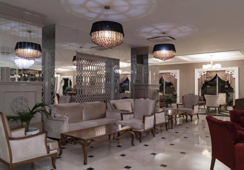 Ausstattung & Service