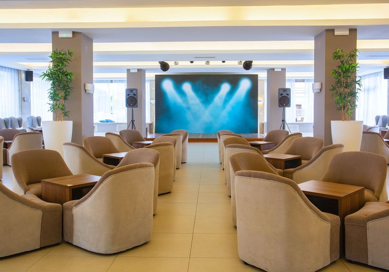 Ausstattung & Service