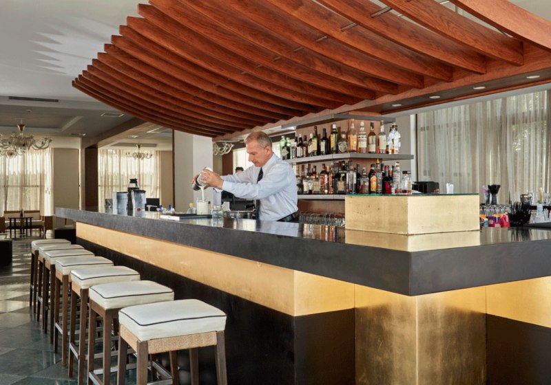 Ausstattung & Service