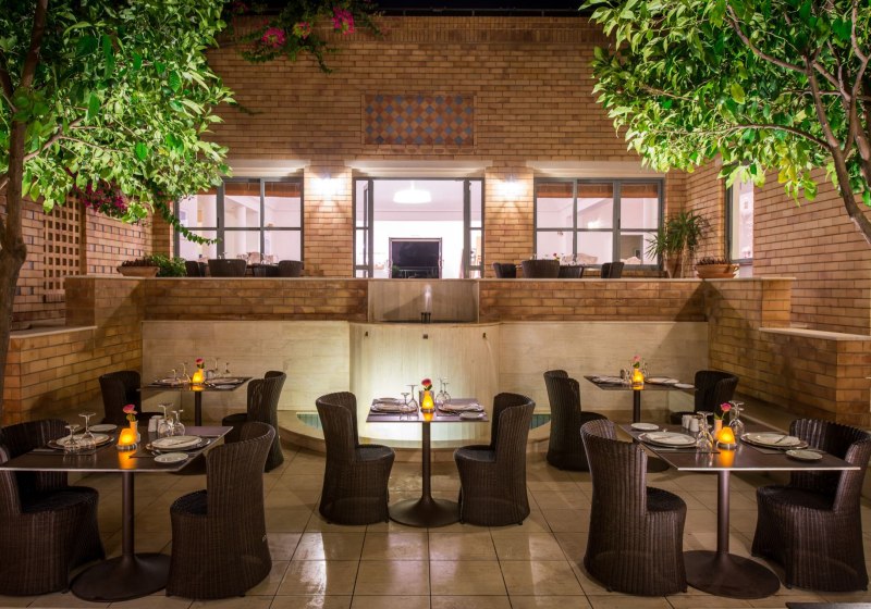 Ausstattung & Service