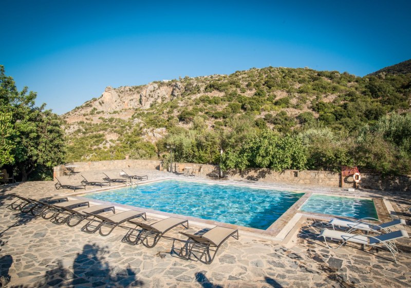 Beispiel: Hotel Außenpool