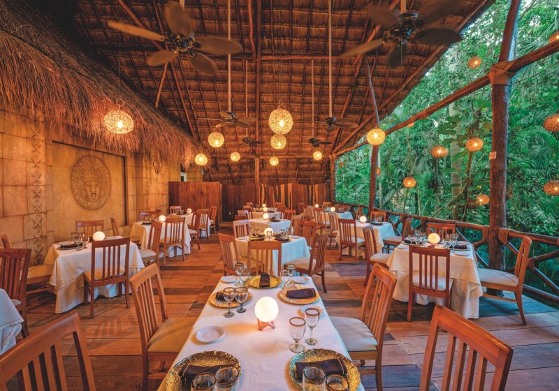 Ausstattung & Service