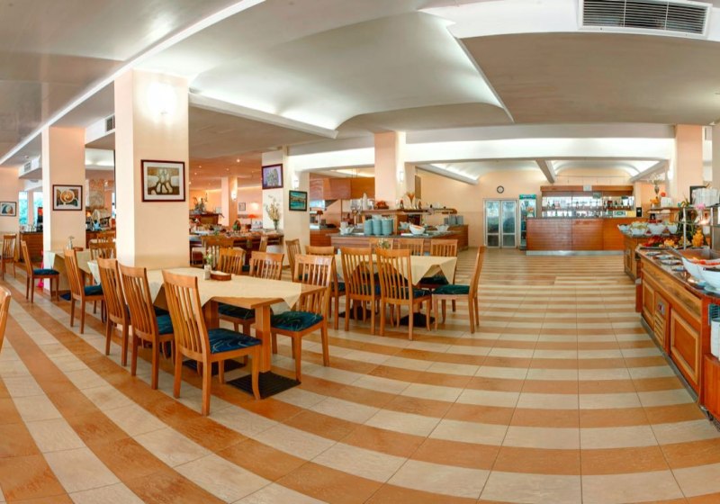 Ausstattung & Service