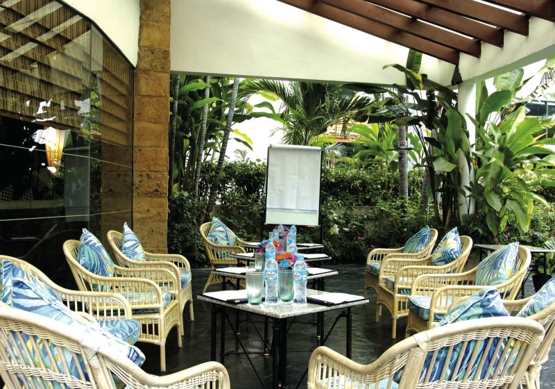 Ausstattung & Service