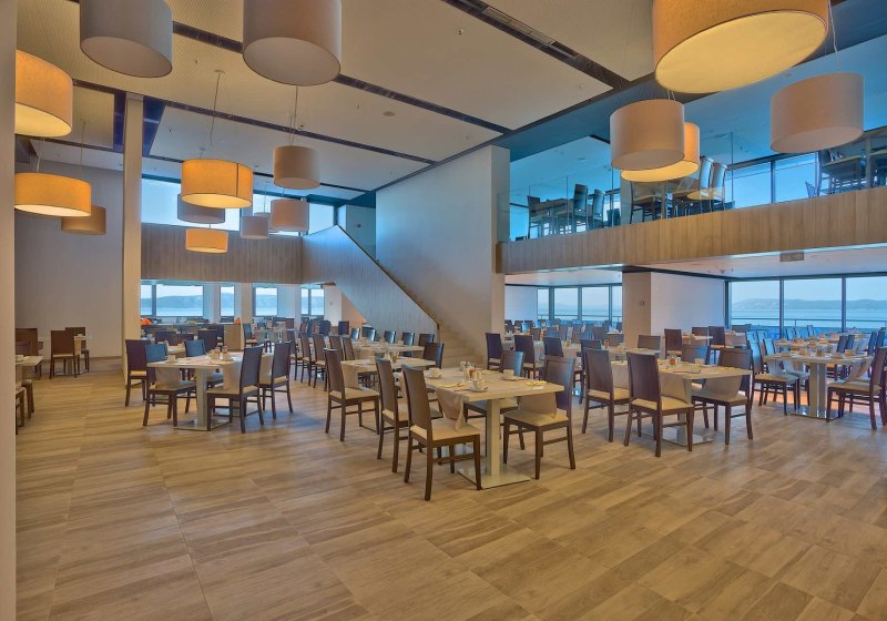 Ausstattung & Service