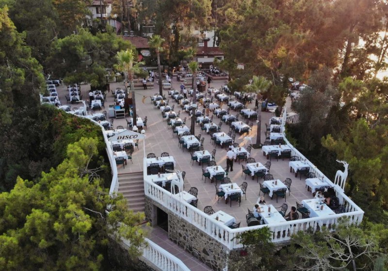 Ausstattung & Service