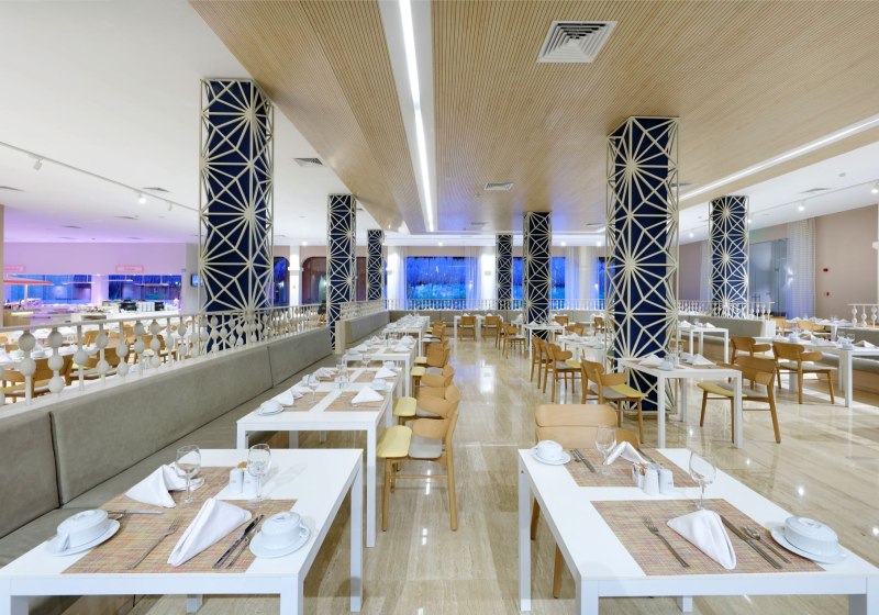 Ausstattung & Service