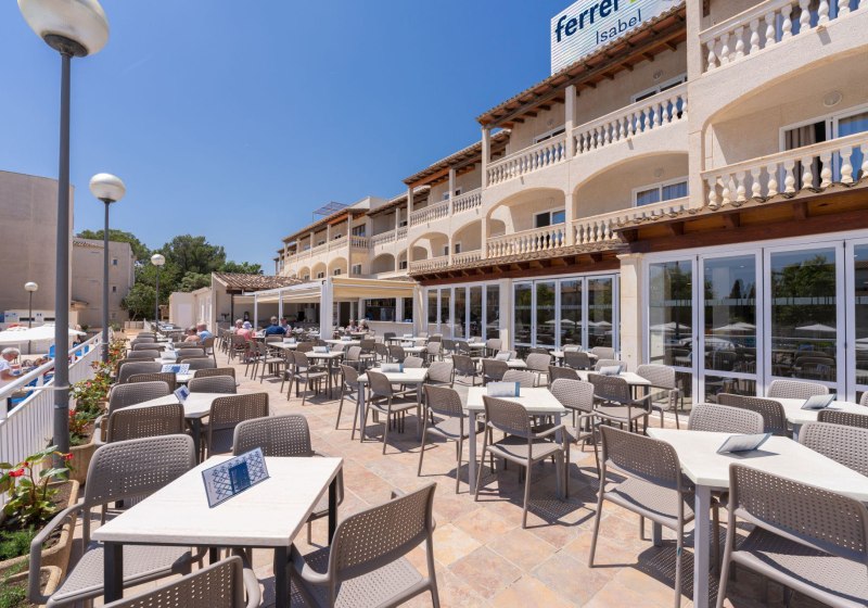 Ausstattung & Service