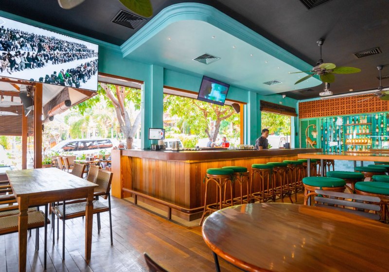 Ausstattung & Service