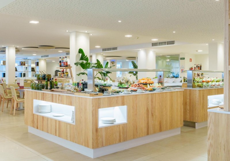 Ausstattung & Service