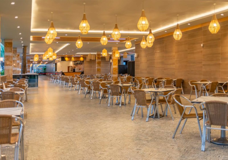 Ausstattung & Service