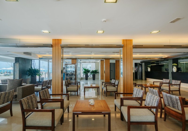 Ausstattung & Service