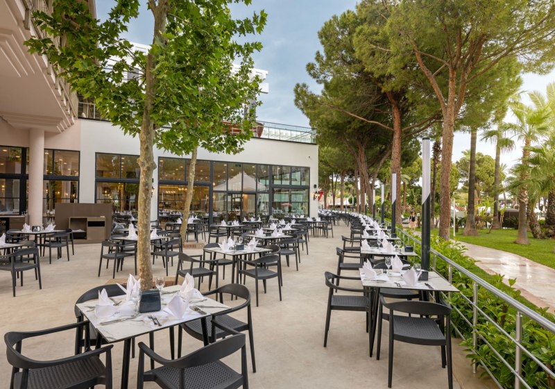 Ausstattung & Service