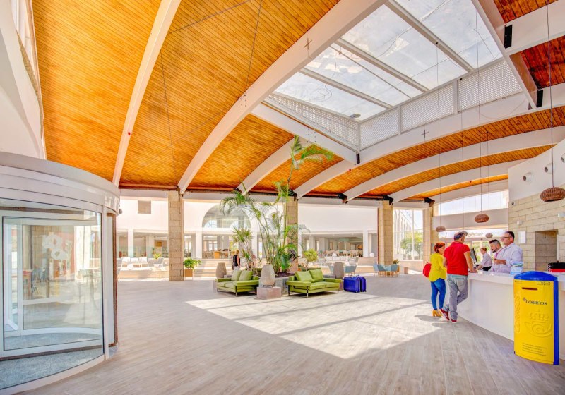 Ausstattung & Service