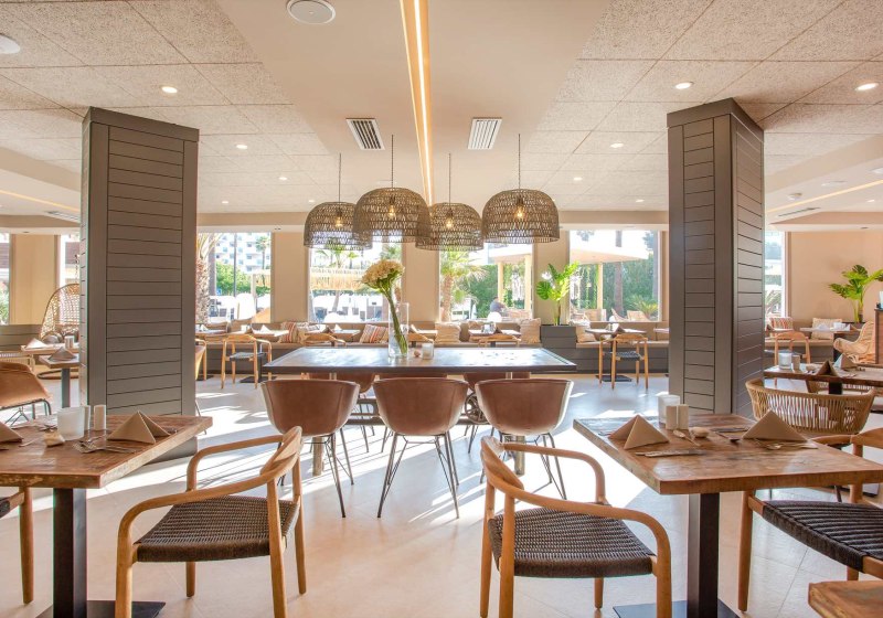 Ausstattung & Service