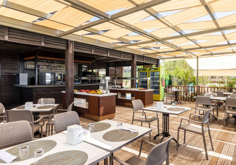 Ausstattung & Service