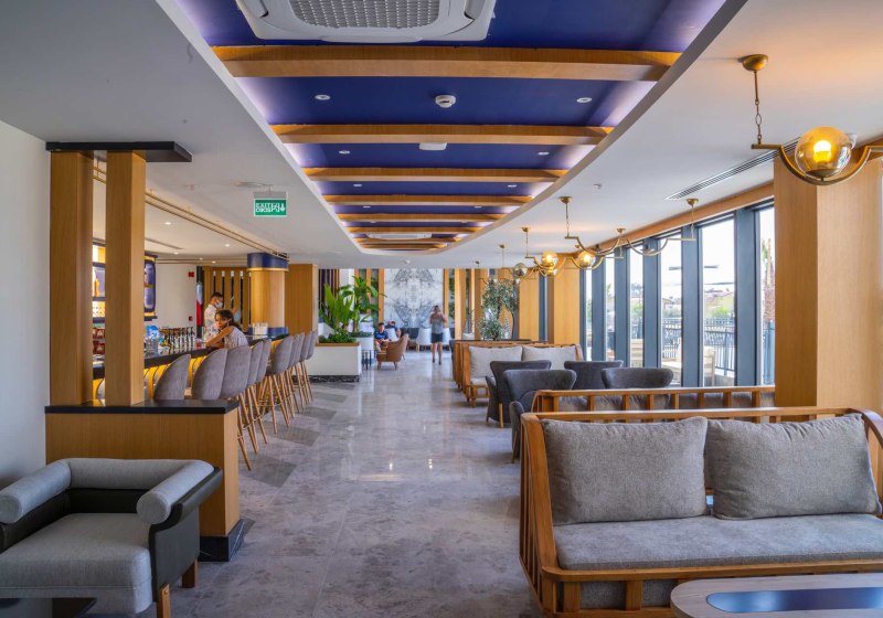 Ausstattung & Service