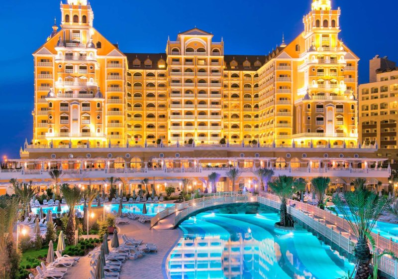 Royal Holiday Palace