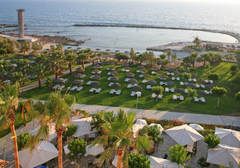 St. George Beach Hotel & Spa Resort