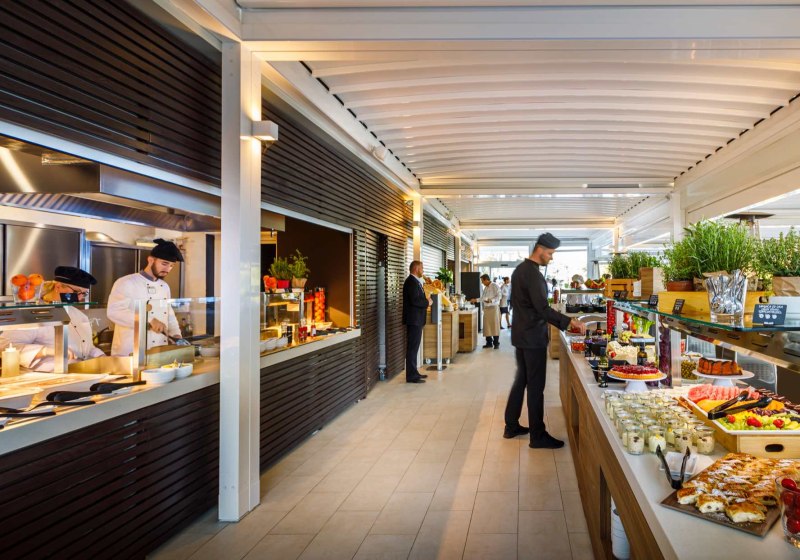 Ausstattung & Service