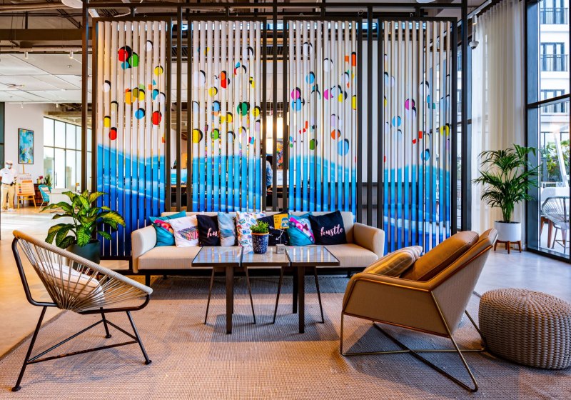 Ausstattung & Service