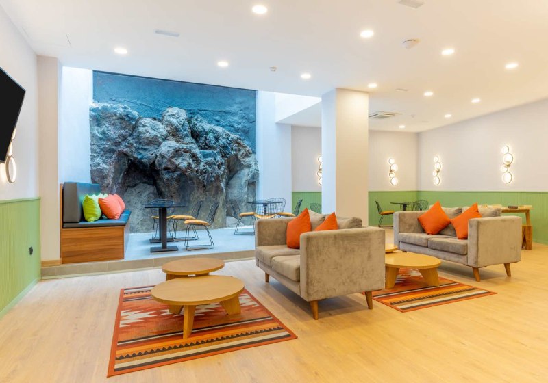 Ausstattung & Service