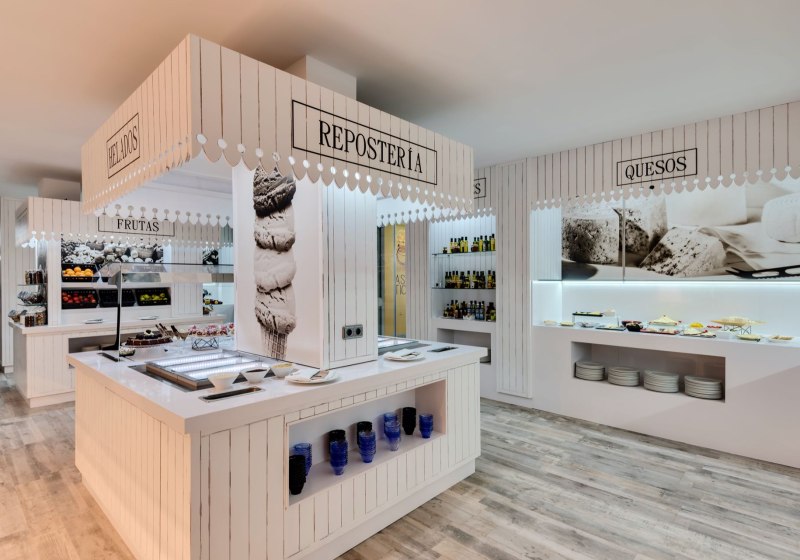 Ausstattung & Service