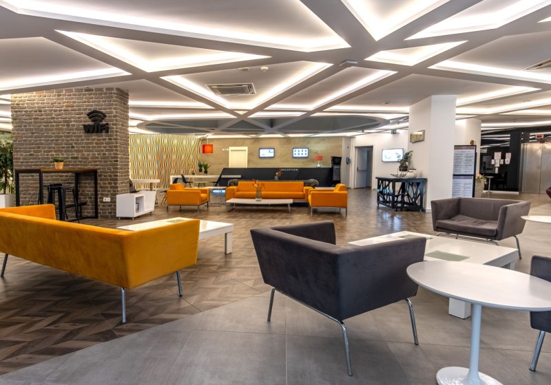 Ausstattung & Service