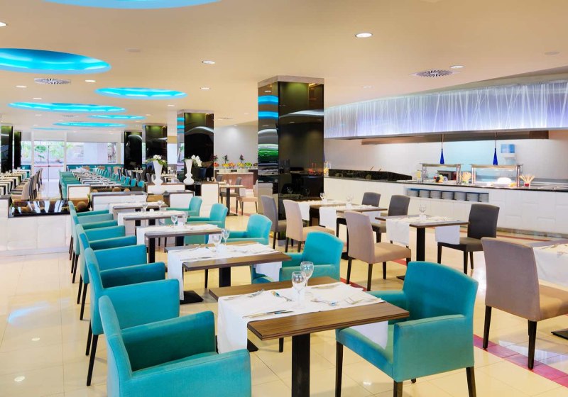 Ausstattung & Service