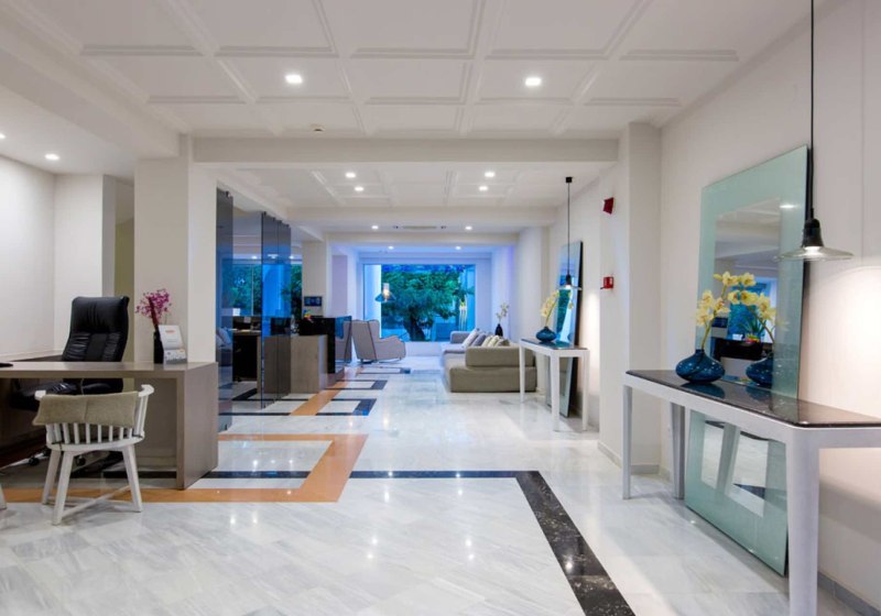 Ausstattung & Service