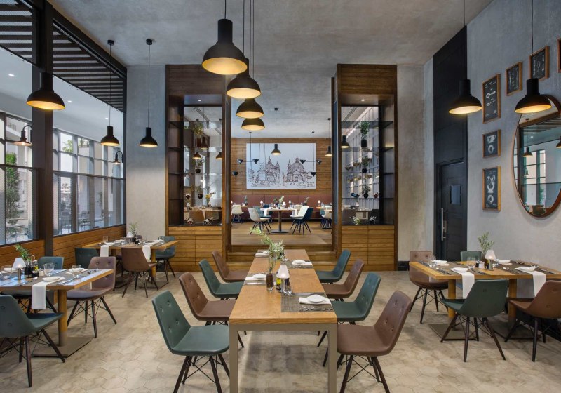 Ausstattung & Service