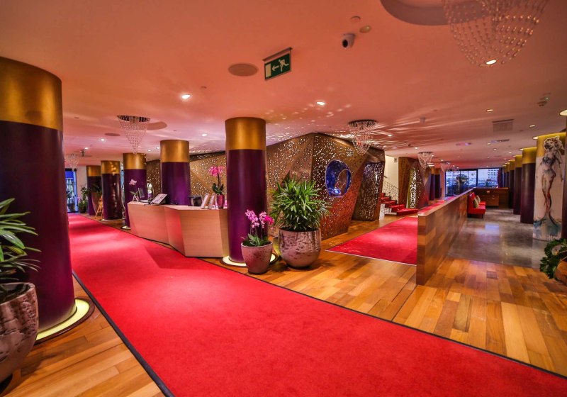 Ausstattung & Service