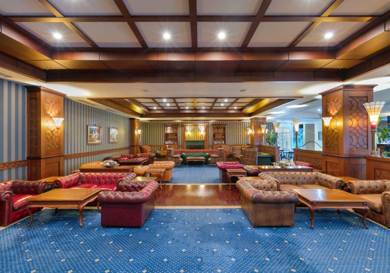 Ausstattung & Service