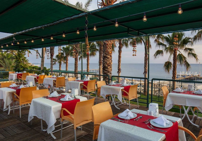 Ausstattung & Service