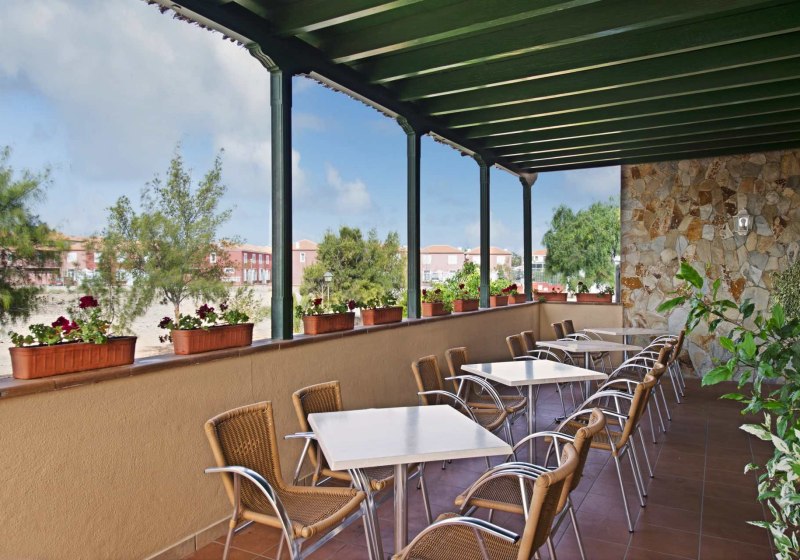 Ausstattung & Service